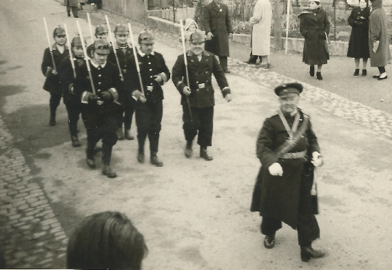 Paula Morgen als Hauptmann von Kpenick Fasnet 1962