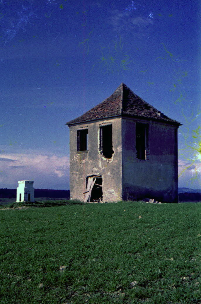 1961_Hohberg_Mit trigonometrischem Punkt _Schweiz_Hans Meichle   (2)